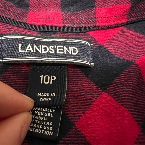 Lands' End Woman's 10P Checkered Oink cotton Black Flannel Button Down Shirt - Picture 3 of 6